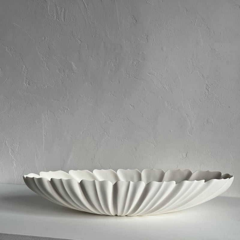 陶芸家　作家物　人気作家　若杉聖子　白磁　一輪挿し　花入　花瓶　共箱 陶芸家 作家物 人気作家 若杉聖子 白磁 一輪挿し 花入 花瓶 共箱