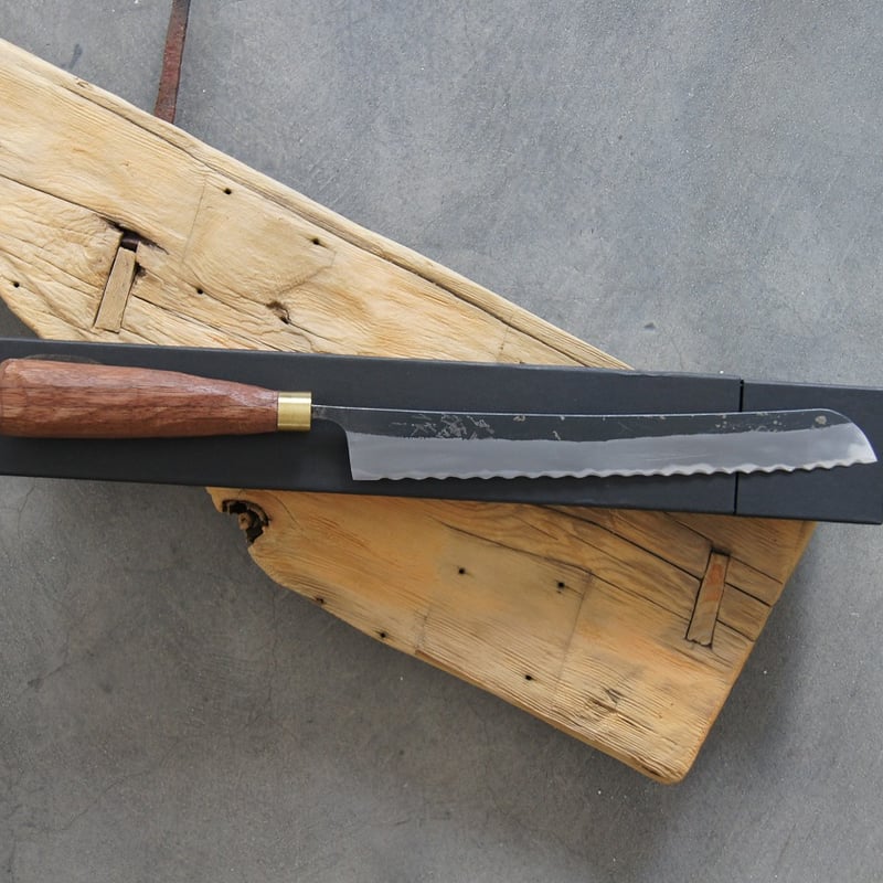 赤畠大徳/黒打ちパン切り包丁210mm | HAKUTO