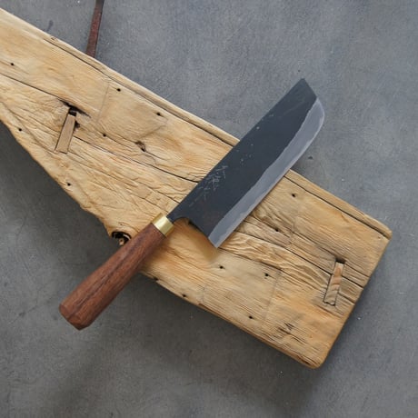 赤畠大徳　菜切り包丁　12cm 黒打ち菜切 120mm 赤畠大徳 – PINT_MN