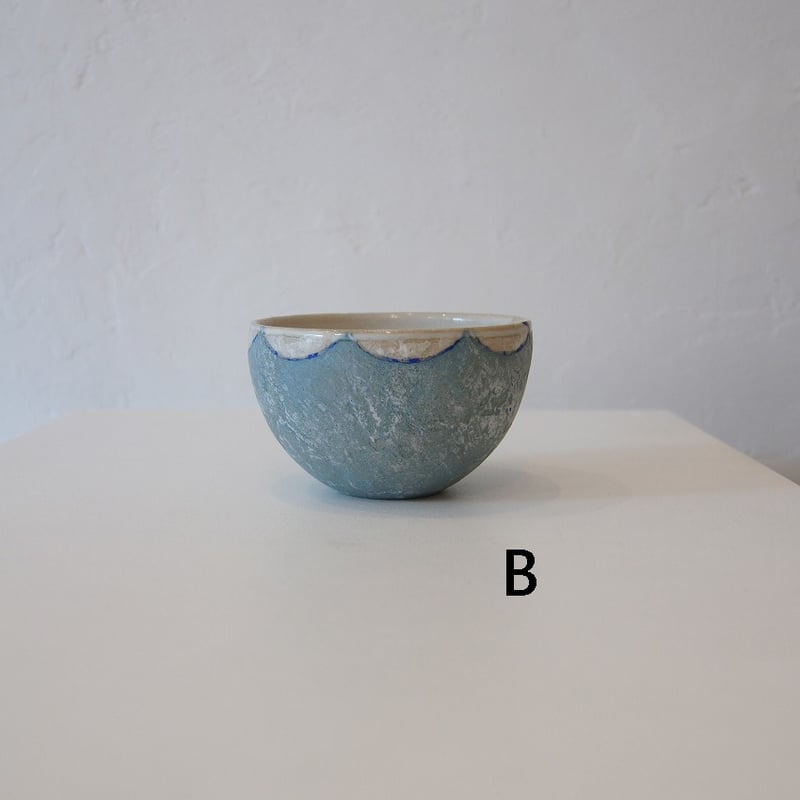 茶碗 矢尾板克則 作家もの 矢尾板克則/フリルカップ(丸) スカイブルー | HAKUTO