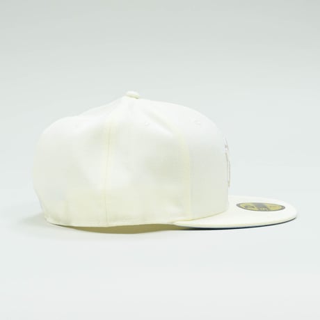 NEW ERA・ニューエラ　  59FIFTY White Collection ニューヨーク・ヤンキース ホワイト × ホワイト ライトブルーアンダーバイザー