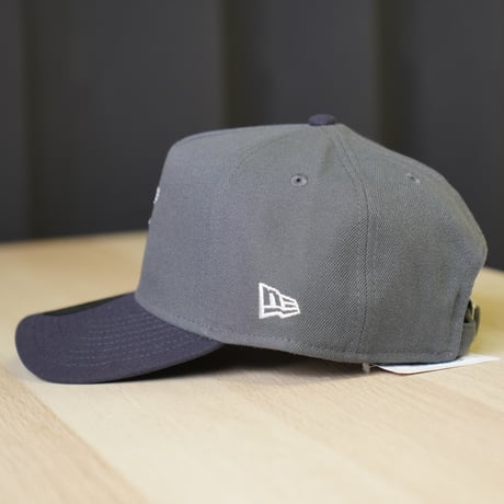 NEW ERA・ニューエラ 9FORTY A-Frame NBA 2-Tone シカゴ・ブルズ ダークグラファイト/ネイビー