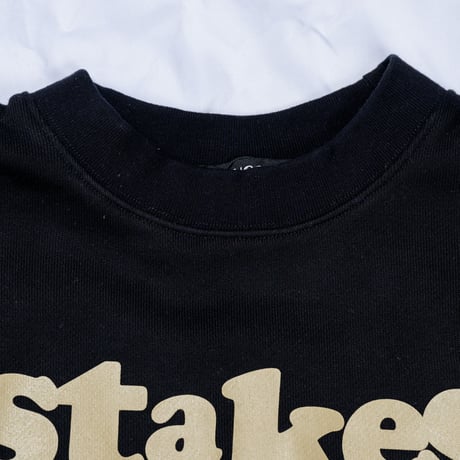 【DE SINGSMANシリーズ】第二弾　"stakes is high"　12inchタイトル　Reタイポグラフィック　スウェット（BLACK）