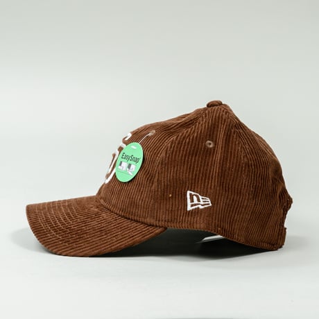 NEW ERA・ニューエラ　 9TWENTY MLB Corduroy コーデュロイ サンディエゴ・パドレス（チョコ）