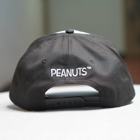 NEW ERA・ニューエラ　9FORTY A-Frame PEANUTS ピーナッツ スヌーピー ホワイト/ブラック 14344536