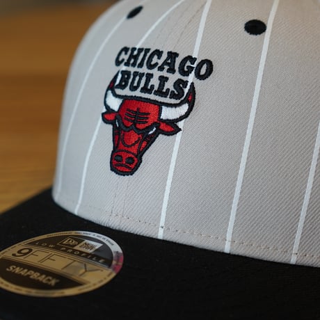 NEWERA・ニューエラ　LP 9FIFTY NBA 2-Tone シカゴ・ブルズ ストーン ブラックバイザー