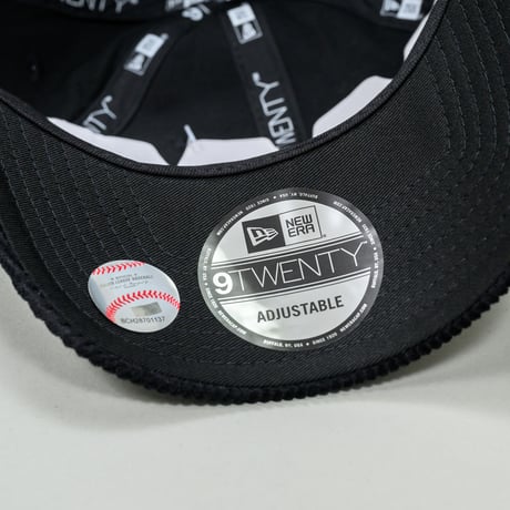 NEW ERA・ニューエラ　9TWENTY MLB Corduroy コーデュロイ シカゴ・ホワイトソックス（ブラック）