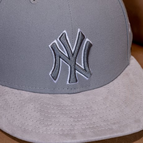 NEW ERA・ニューエラ　  LP 59FIFTY The Gray ニューヨーク・ヤンキース（グレー）
