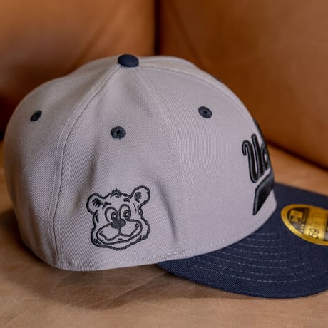 NEW ERA・ニューエラ　  LP 59FIFTY UCLA スクリプトロゴ グレー × ブラック ネイビーバイザー（7 1/2サイズ・59.6cm）