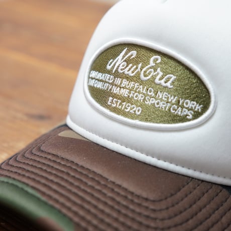 NEWERA・ニューエラ 9FORTY A-Frame トラッカー オーバルロゴ カモプリント　メッシュ