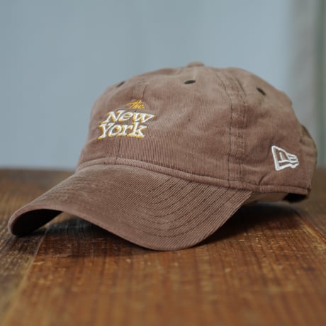 NEW ERA・ニューエラ　9TWENTY The New York マイクロコーデュロイ ブラウン 14699399