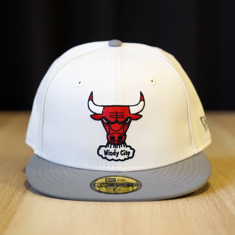 NEW ERA・ニューエラ 59FIFTY NBA Hardwood Classics シカゴ・ブルズ サンディーリネン/ストームグレー