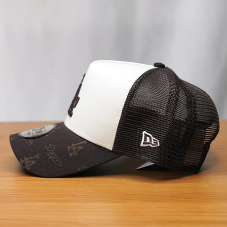 NEW ERA・ニューエラ 9FORTY A-Frame トラッカー MLB Jacquard ロサンゼルス・ドジャース ブラウン