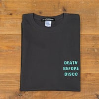 【限定カラー】DE SINGSMAN　Death Before Disco Tee（ダークグレー/ターコイズ）