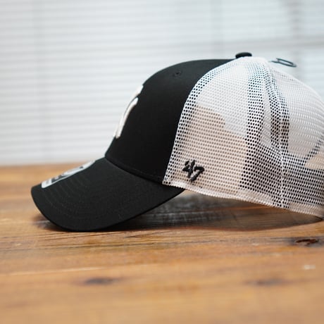 ニューヨーク・ヤンキース BRANSON '47 MVP [フォーティーセブン] Black × White Mesh ハードメッシュ