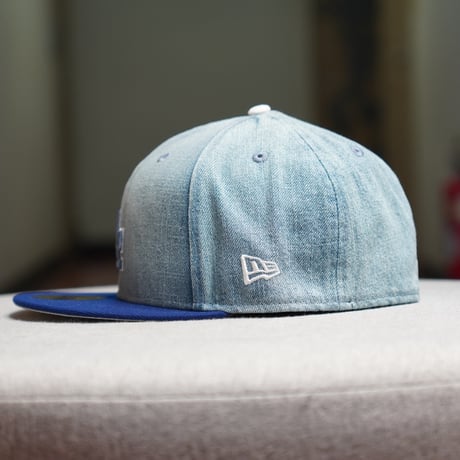 NEW ERA・ニューエラ　59FIFTY MLB Denim 2-Tone ロサンゼルス・ドジャース ウォッシュドデニム ダークロイヤルバイザー