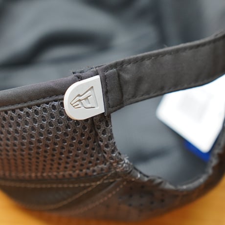 NEW ERA・ニューエラ TWENTY9 Tech Multi Mesh グレー｜アウトドア