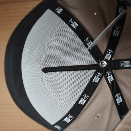 NEW ERA・ニューエラ 9FORTY A-Frame Mocha Mousse クラシックロゴ アッシュブラウン/カーキ