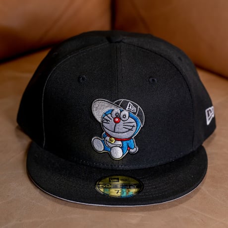 NEW ERA・ニューエラ　59FIFTY ドラえもん キャップ ブラック グレーアンダーバイザー