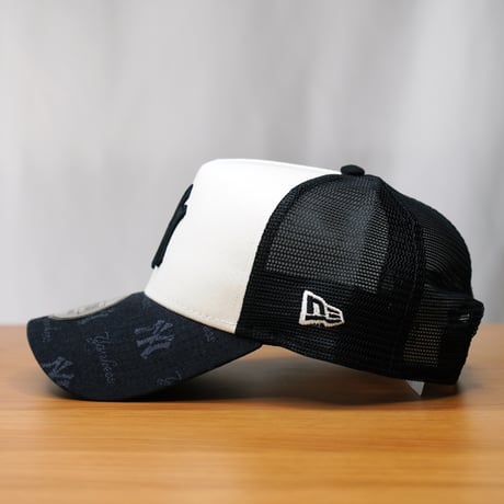 NEW ERA・ニューエラ 9FORTY A-Frame トラッカー MLB Jacquard ニューヨーク・ヤンキース ブラック