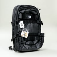 NEW ERA・ニューエラ　 スケートボード アーバンパック 33L TPU（ブラック）