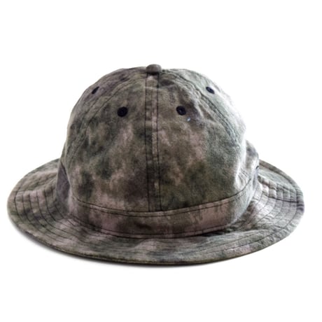NEW ERA・ニューエラ　EXPLORER SPRAY CAMO BLK（迷彩柄）
