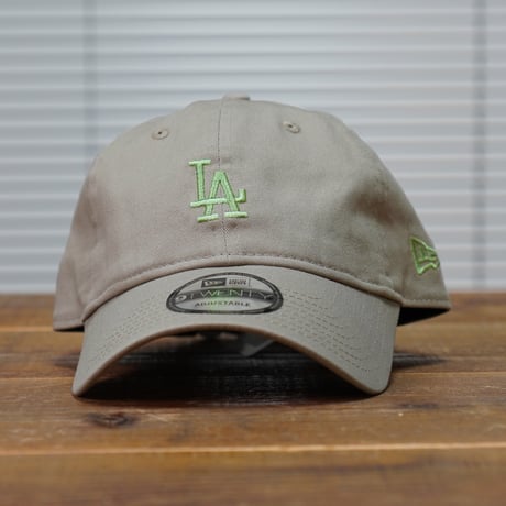 NEWERA・ニューエラ　9TWENTY Nuance Color ロサンゼルス・ドジャース ペブル