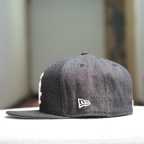 NEW ERA・ニューエラ　59FIFTY MLB Denim 2-Tone シカゴ・ホワイトソックス ブラックデニム ブラックバイザー