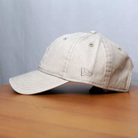 NEW ERA・ニューエラ 9TWENTY Emboss Logo ロサンゼルス・ドジャース ストーン