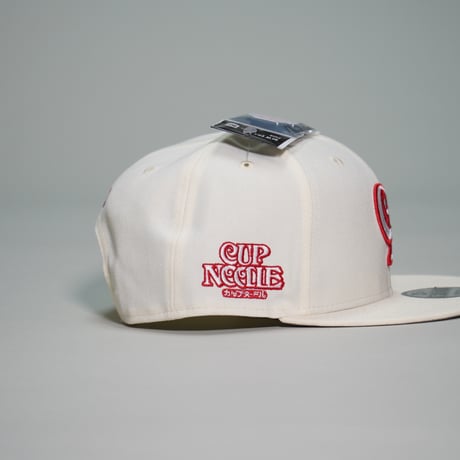 NEWERA・ニューエラ　 9FIFTY CUP NOODLE カップヌードル レギュラー味 クロームホワイト