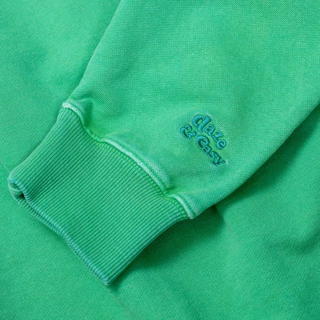 daze & easy ロゴ刺繍スウェット「THE DYE 顔料染め裏毛」DE SINGSMAN（グリーン）