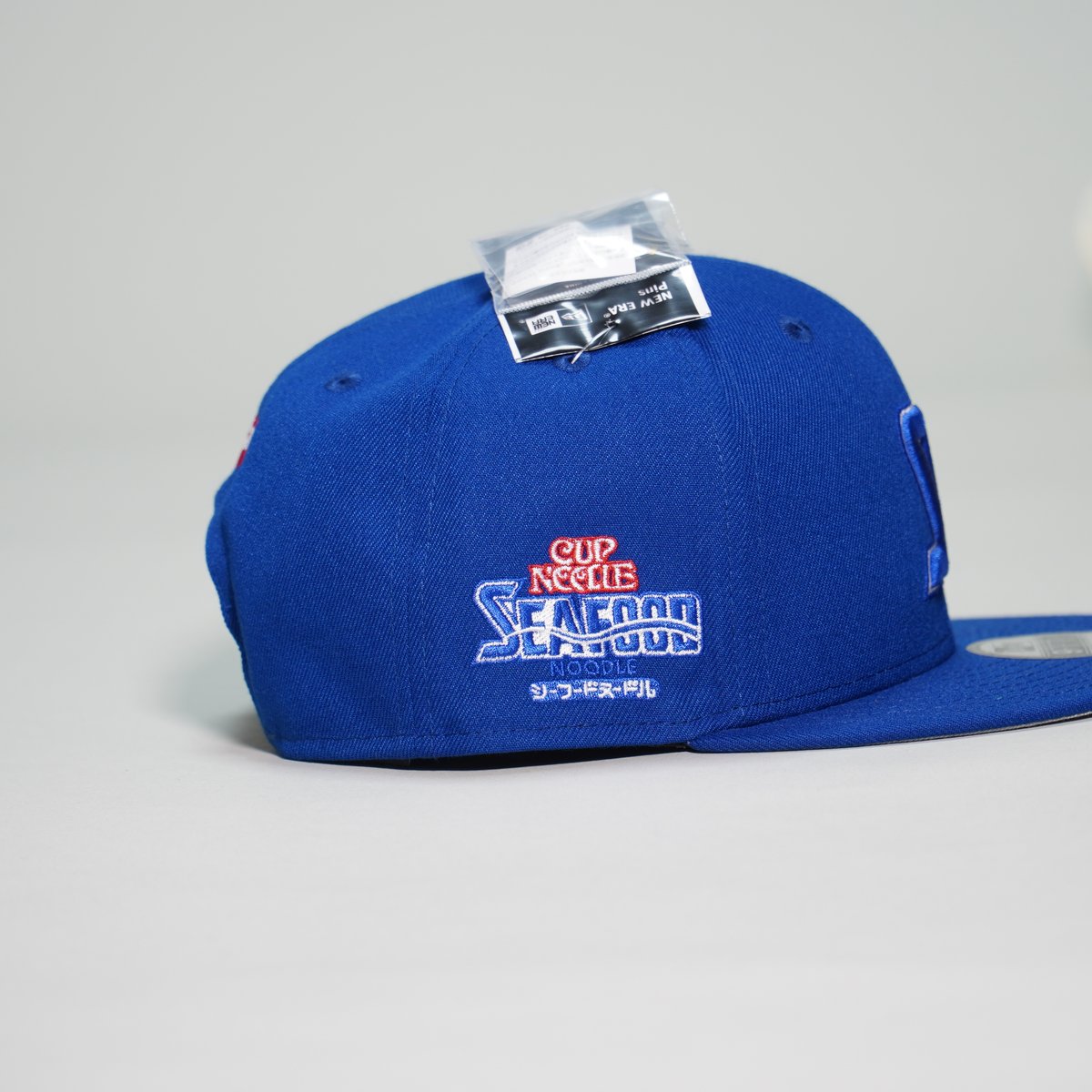 激レア【ニューエラ×カップヌードル】限定コラボ シーフードヌードル キャップ 青 NEW ERA - 激レア【ニューエラ×カップヌードル】限定コラボ