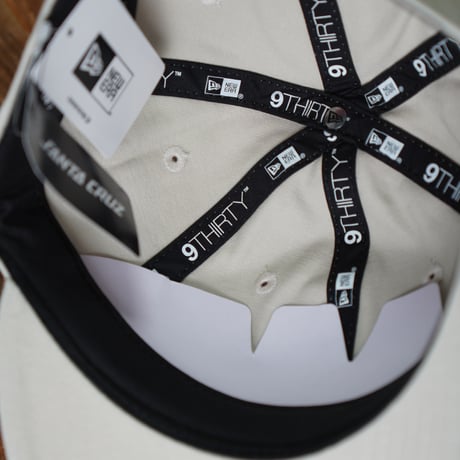 NEW ERA・ニューエラ　9THIRTY SANTA CRUZ フレイムロゴ ストーン