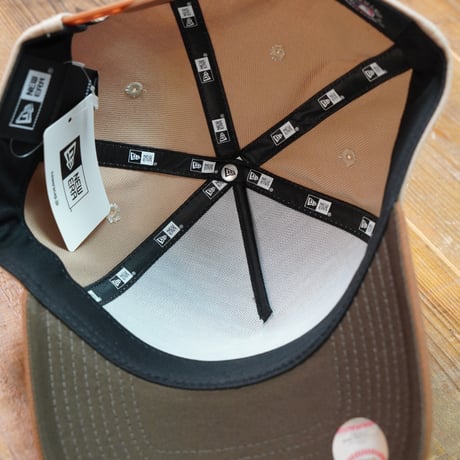NEWERA・ニューエラ　9FORTY A-Frame Iced Latte ニューヨーク・ヤンキース キャメル トーステッドピーナッツバイザー