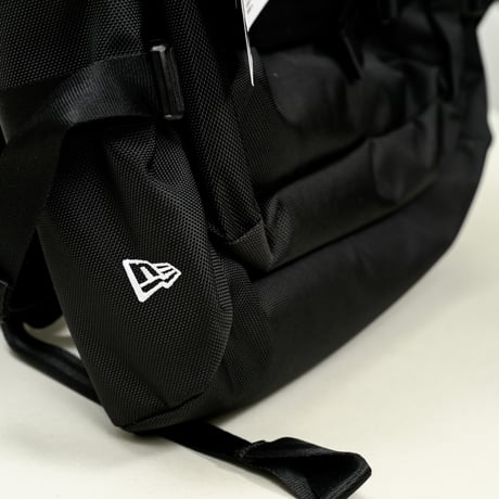NEW ERA・ニューエラ　 キャリアパック　35L　（ブラック）