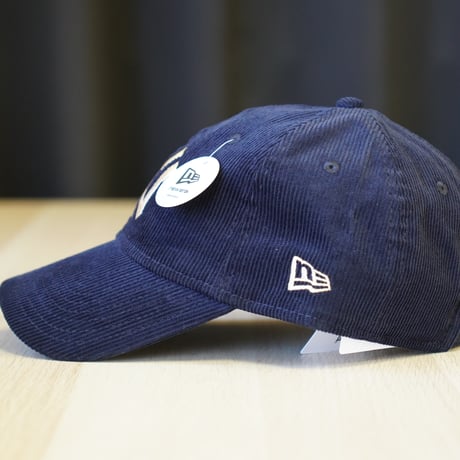 NEW ERA・ニューエラ 9TWENTY Corduroy コーデュロイ ニューヨーク・ヤンキース ネイビー