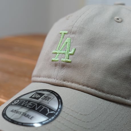 NEWERA・ニューエラ　9TWENTY Nuance Color ロサンゼルス・ドジャース ペブル