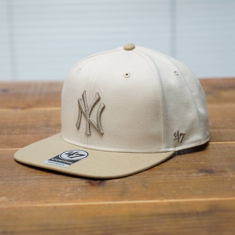 ニューヨーク・ヤンキース '47 [フォーティーセブン]  ナチュラル×カーキ Yankees Sierra Shot World Series '47 CAPTAIN