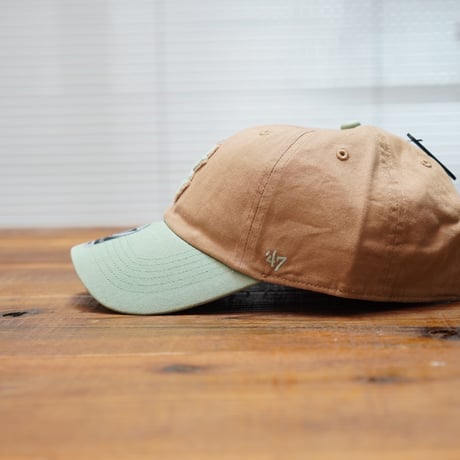 ボストン・レッドソックス　Canyon Caravan '47 CLEAN UP　[フォーティーセブン]  Khaki × Eucalyptus/カーキ系 ヴィンテージ加工