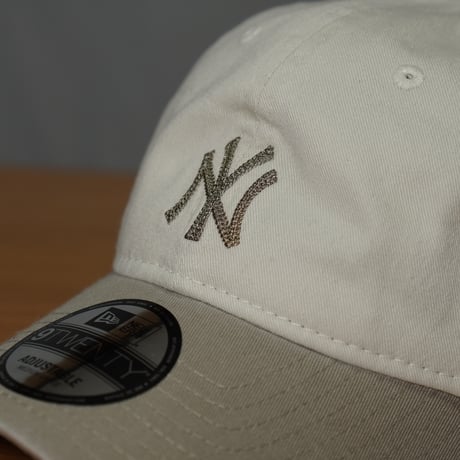 NEW ERA・ニューエラ 9TWENTY MLB Chain Stitch チェーンステッチ ニューヨーク･ヤンキース アイボリー/ペブル 14668017