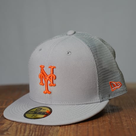 NEW ERA・ニューエラ　59FIFTY トラッカー Beautiful Beach ニューヨーク・メッツ グレー