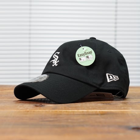 NEWERA・ニューエラ　カジュアルクラシック MLB Casual Classic シカゴ・ホワイトソックス ミッドロゴ ブラック × クロームホワイト