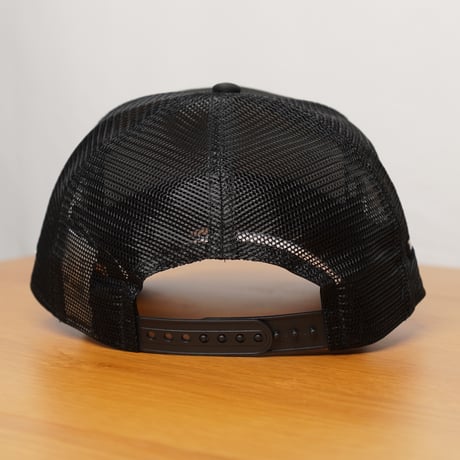 NEW ERA・ニューエラ 9FORTY A-Frame トラッカー MLB Side Patch ロサンゼルス・ドジャース ブラック