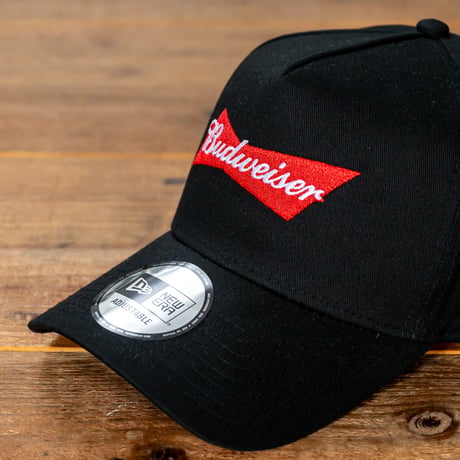 NEW ERA・ニューエラ　9FORTY A-Frame Budweiser バドワイザー ボウタイロゴ（ブラック）