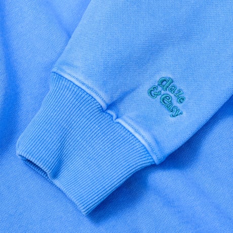 daze & easy ロゴ刺繍スウェット「THE DYE 顔料染め裏毛」DE SINGSMAN（ブルー）