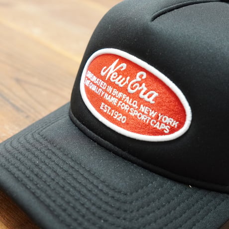 NEWERA・ニューエラ 9FORTY A-Frame トラッカー オーバルロゴ ブラック メッシュキャップ