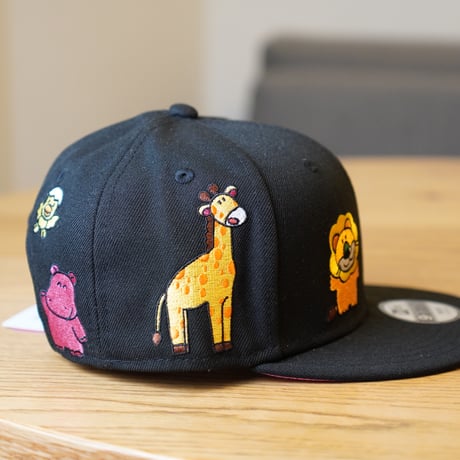 NEWERA・ニューエラ　Youth 9FIFTY たべっ子どうぶつ オールオーバー ブラック  14346886