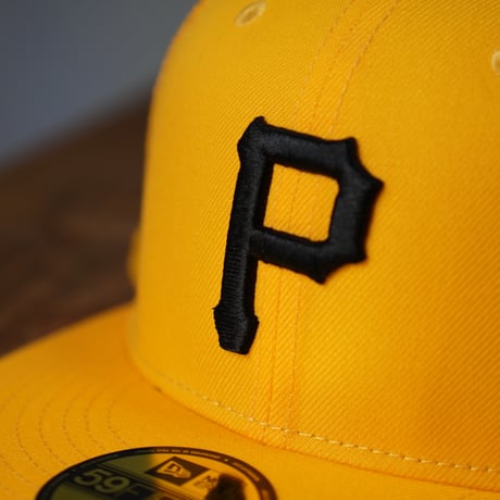 NEW ERA・ニューエラ　59FIFTY トラッカー Beautiful Beach ピッツバーグ・パイレーツ Aゴールド