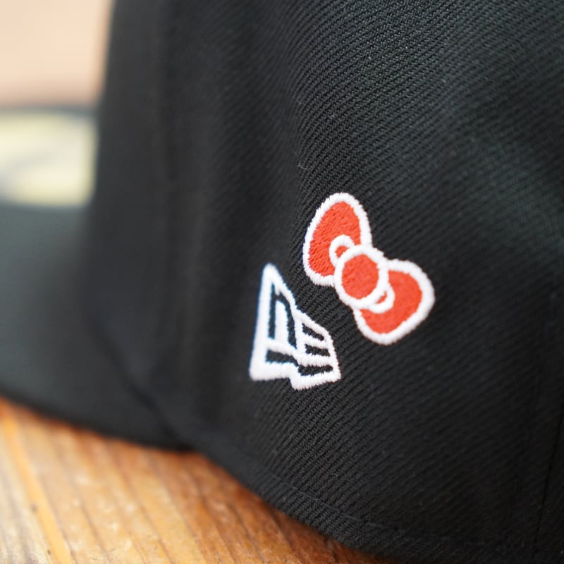 新品　NEW ERAキャップ ブラック 7 1/8 ニューエラ　ハロー　キティ NEW ERA ( ニューエラ ) 59FIFTY HELLO KITTY キャップ ブラック