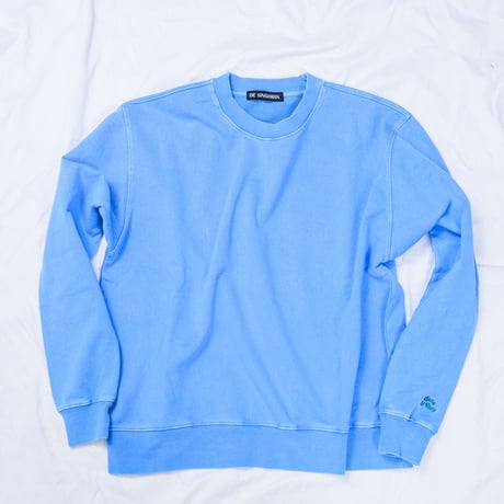 daze & easy ロゴ刺繍スウェット「THE DYE 顔料染め裏毛」DE SINGSMAN（ブルー）